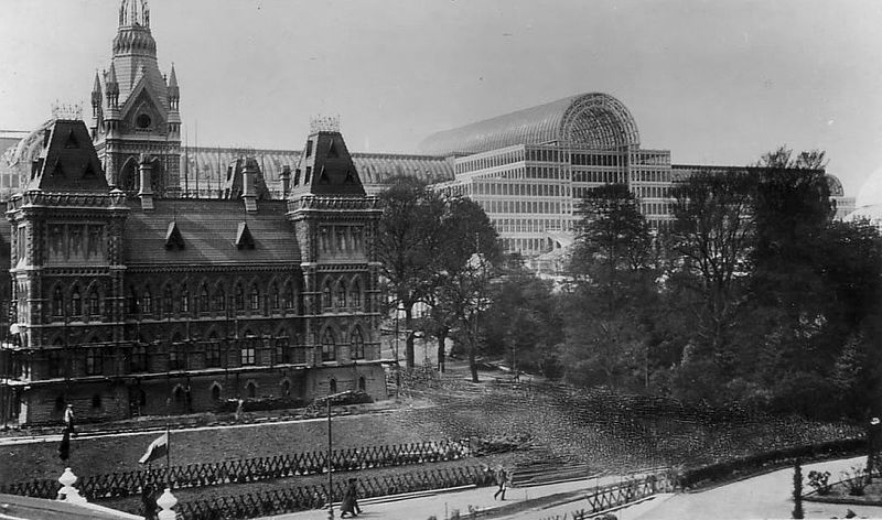 800px-Festival_of_Empire_1911_Canadian_Building