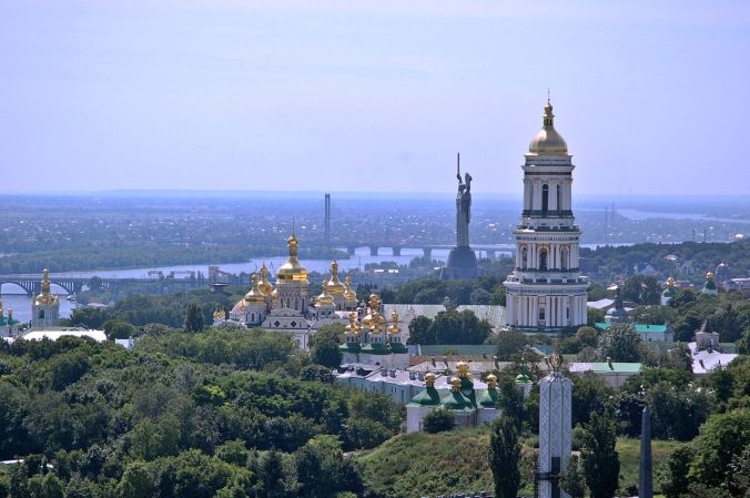 1280px-Lavra_Kyiv
